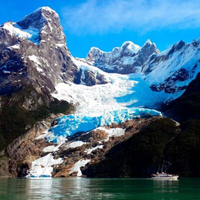 Navegación Glaciares Balmaceda y Serrano